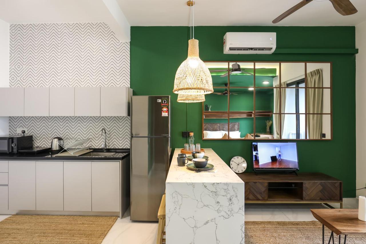 Peaceful Studio W Pool For 3 Pax - Seri Kembangan Exterior foto